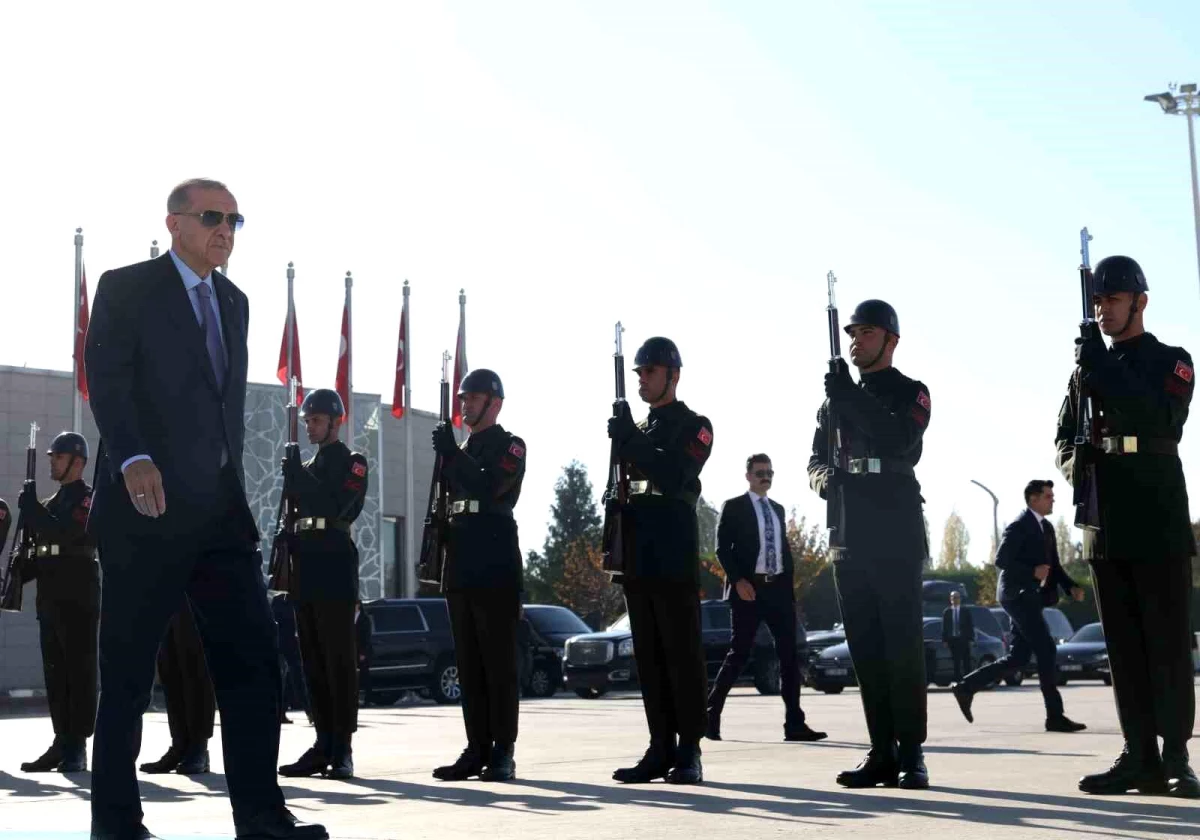 Cumhurbaşkanı Erdoğan, Ekonomik İşbirliği Teşkilatı Zirvesi için Özbekistan\'a gitti