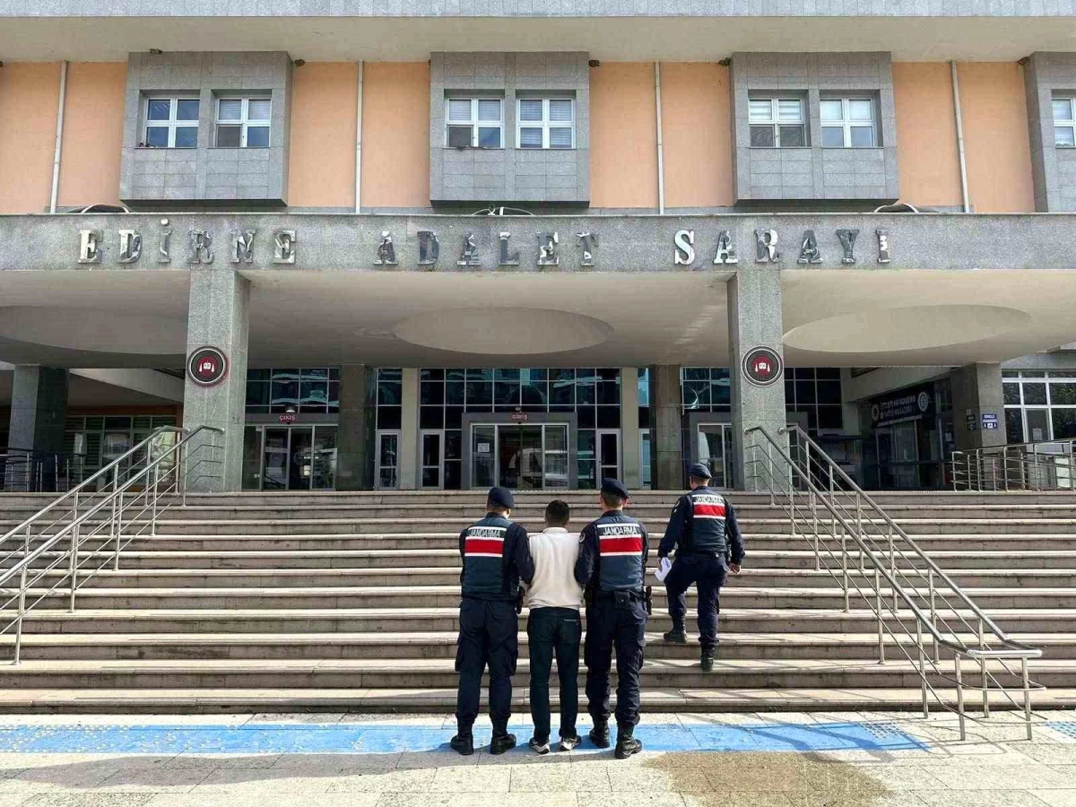 Edirne\'de yakalanan şüphelinin 9 yıl 5 ay 22 gün kesinleşmiş hapis cezası olduğu ortaya çıktı
