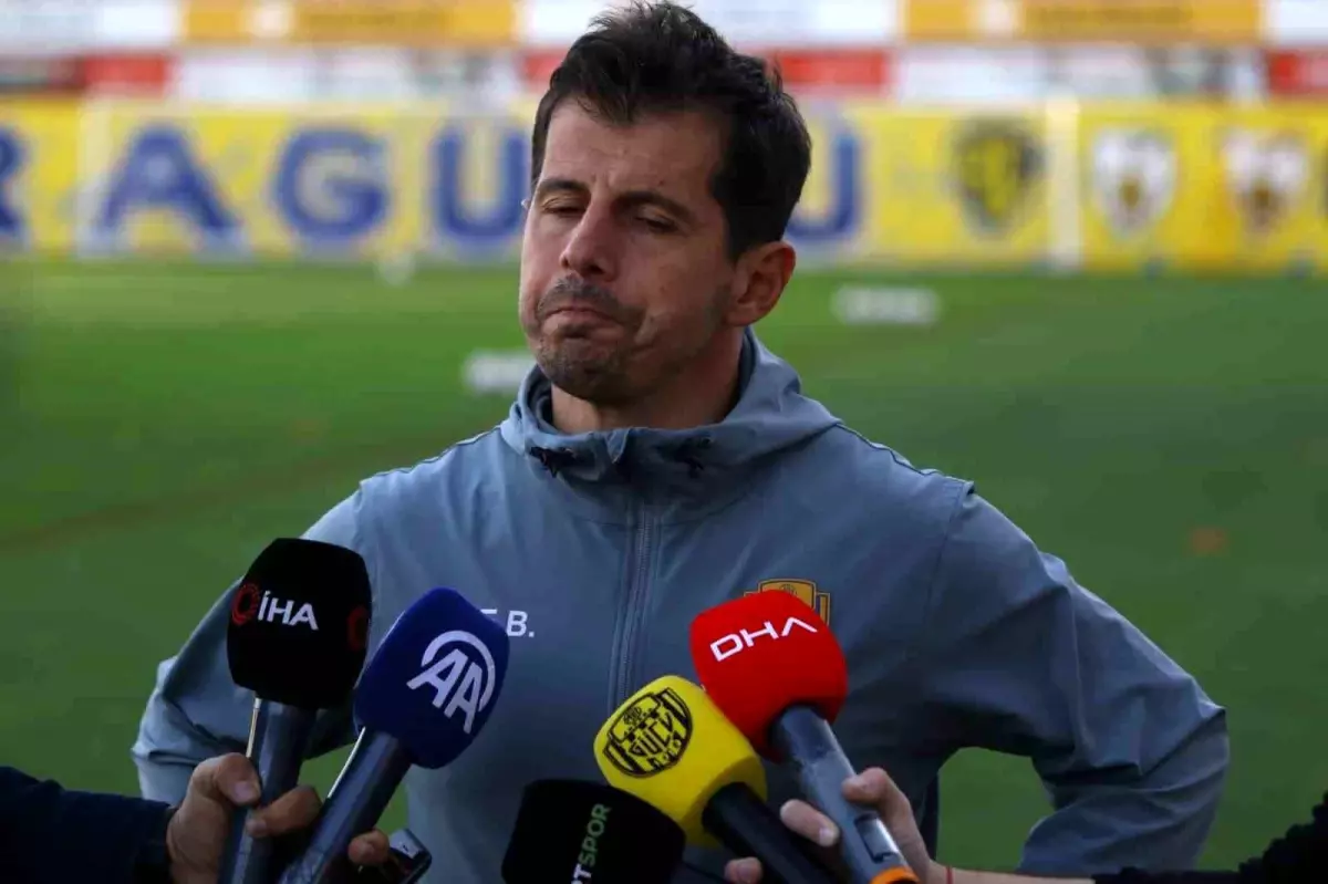 Emre Belözoğlu, yardımcı hakemlerin kendisine olan tavrından rahatsız Açıklaması