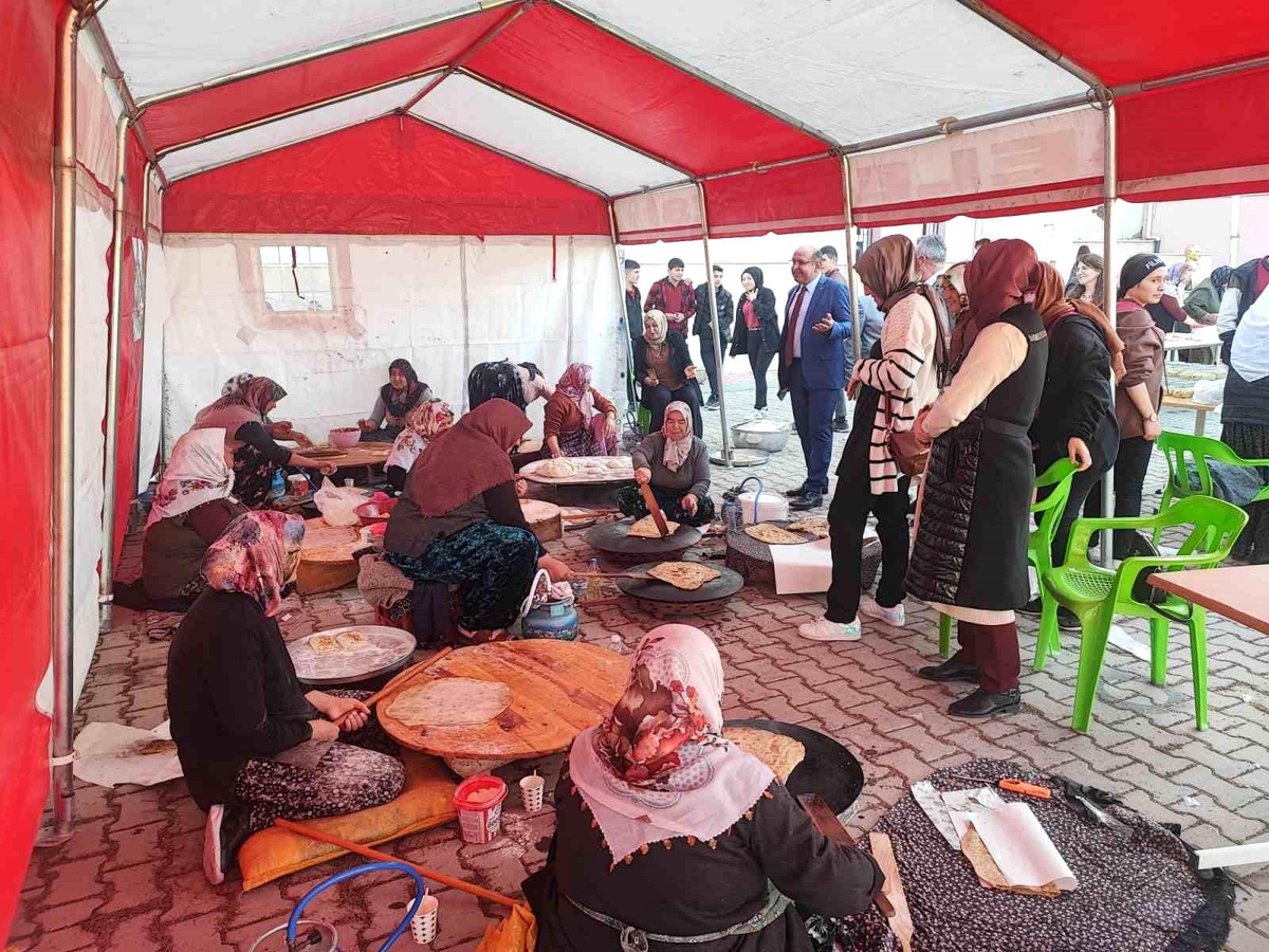 Afyonkarahisar Işıklar Halkı Filistin\'e Yardım Kampanyasına Büyük İlgi Gösterdi
