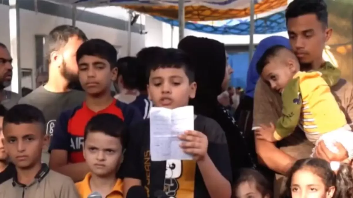 Gazze\'de Şifa Hastanesi\'ne sığınan çocuklar: Bırakın yaşayalım