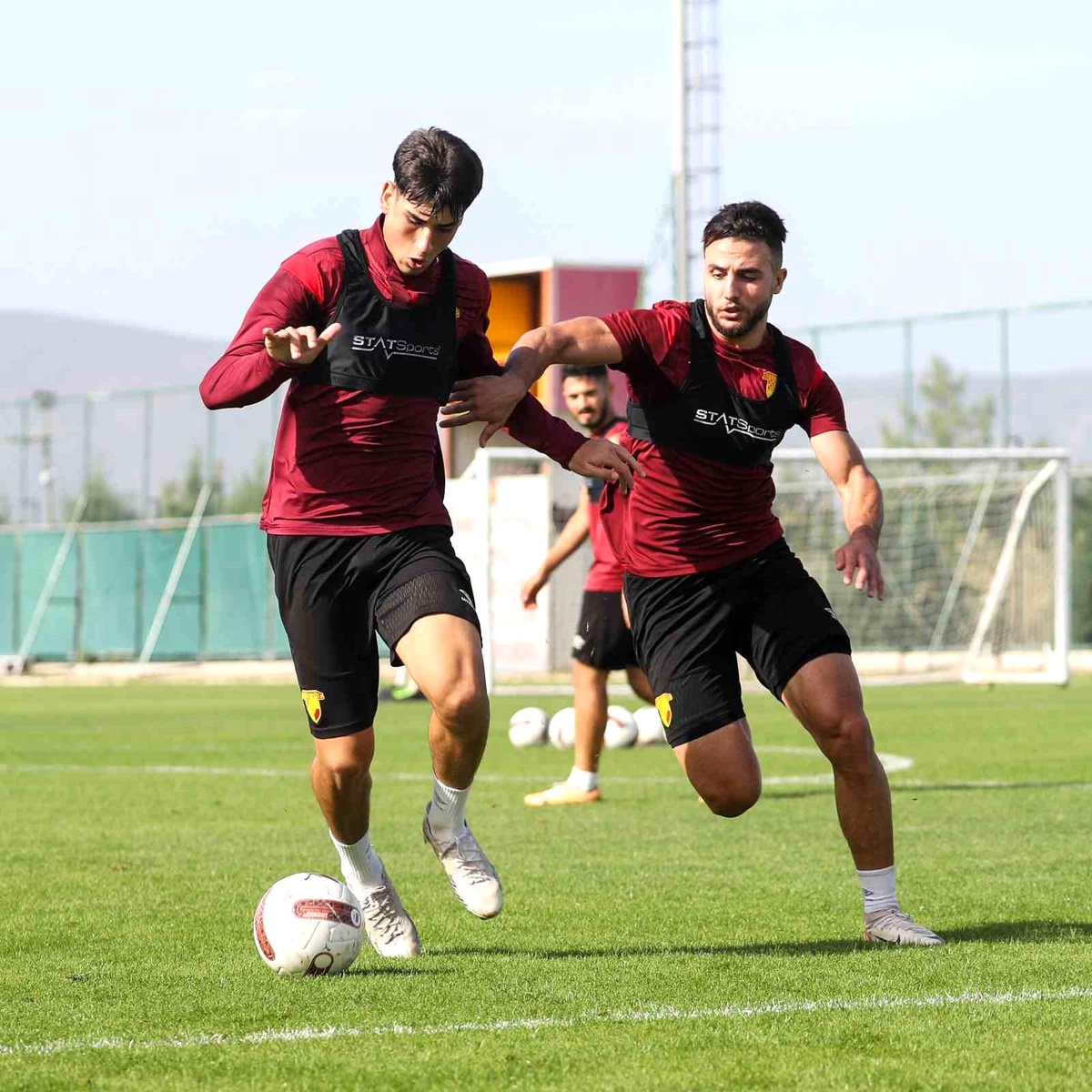 Göztepe\'nin Messaoudi sevinci: Sakatlıktan sonra takımla çalışmalara başladı
