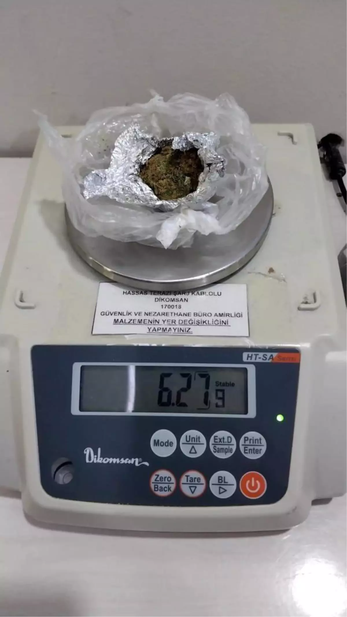 Kayseri\'de Otomobilde Uyuşturucu Ele Geçirildi, 3 Şahıs Gözaltına Alındı