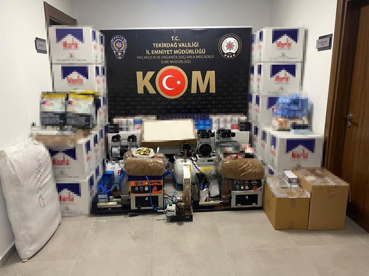 Tekirdağ\'da Yüzbinlerce Makaron ve Kilolarca Tütün Ele Geçirildi