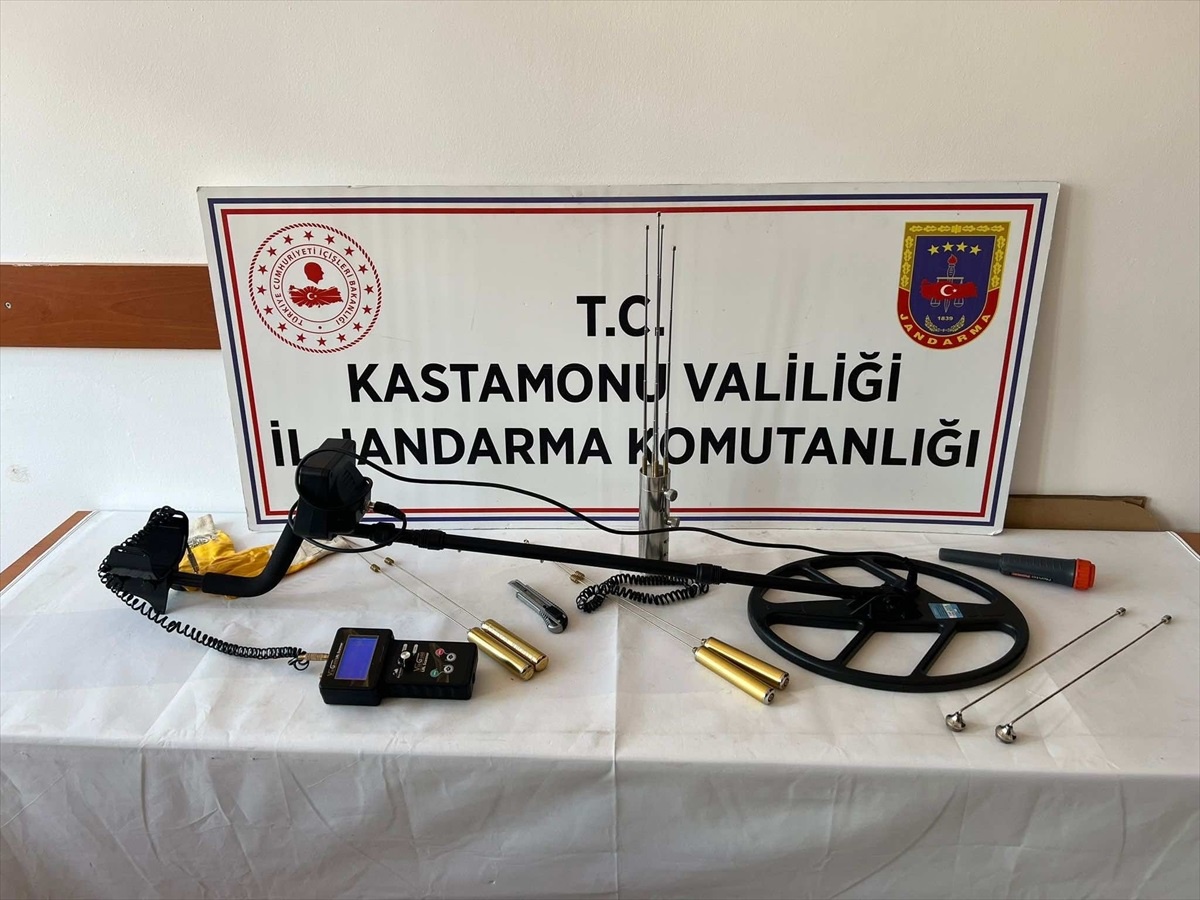 Kastamonu\'da izinsiz kazı yapan 2 şüpheli suçüstü yakalandı