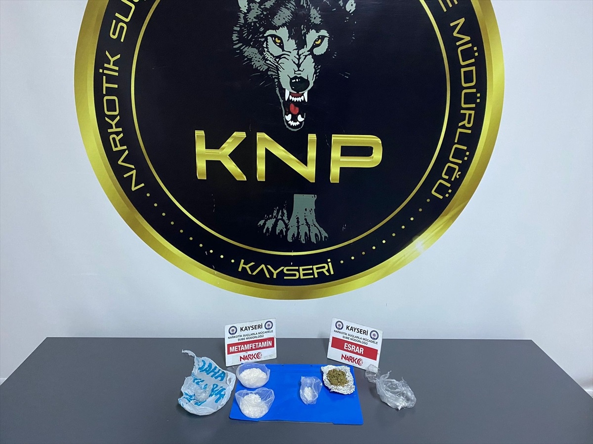 Kayseri\'de Uyuşturucu Operasyonunda 10 Şüpheli Gözaltına Alındı
