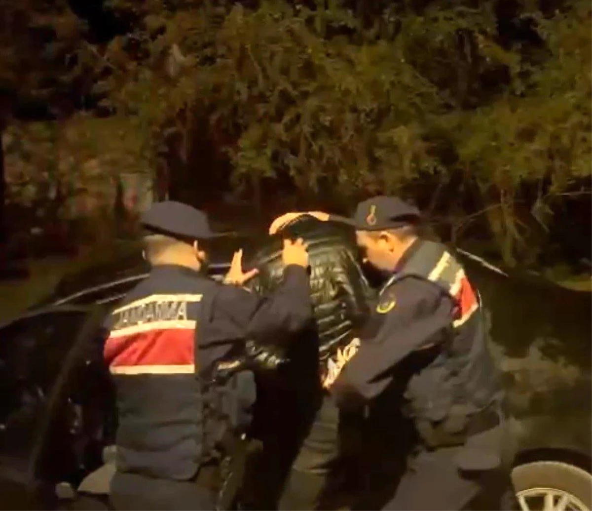 Çanakkale\'de Jandarma ve Polis İstihbarat Görevlisi Rolünde Dolandırıcılık