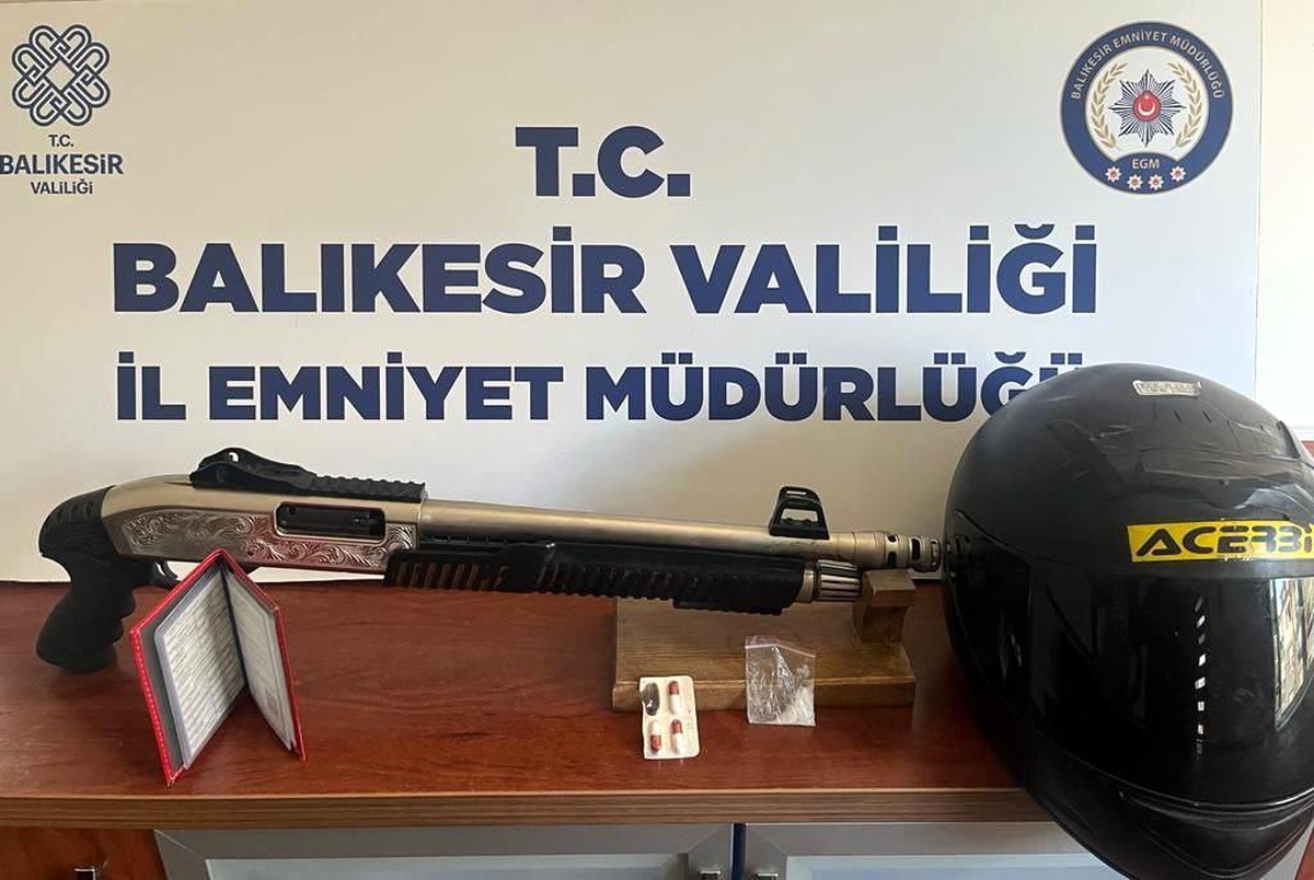 Bandırma\'da Motosiklet Hırsızı Yakalandı