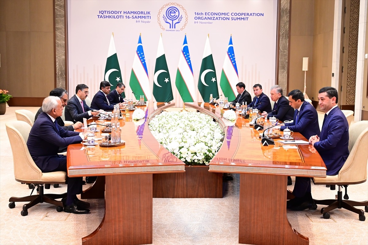 Pakistan ve Özbekistan, Gazze\'deki durumu görüştü