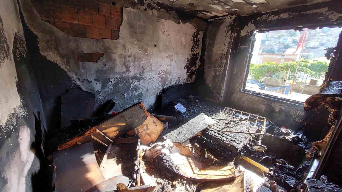 Samsun\'da bir evde çıkan yangın itfaiyenin müdahalesi sonucu söndürüldü