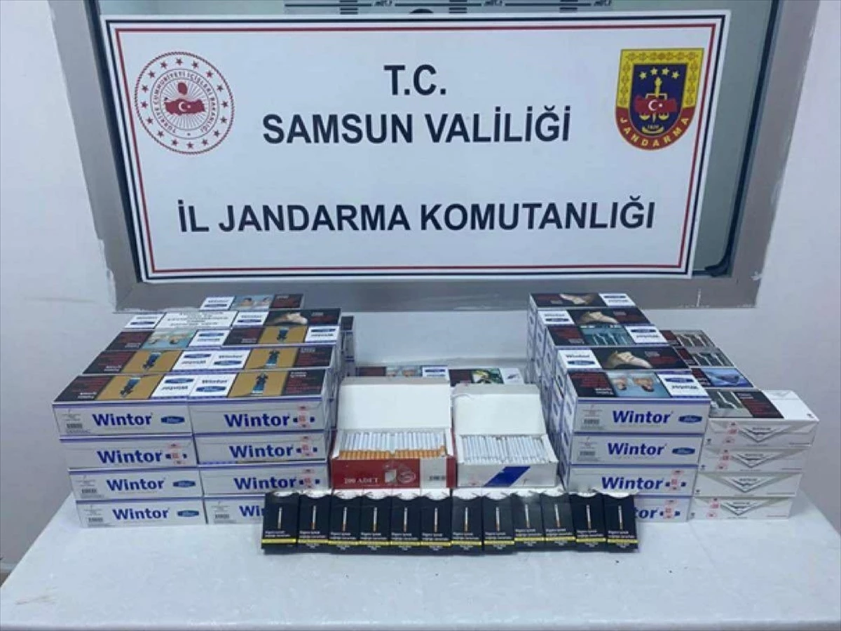 Samsun\'da Kaçak Sigara Operasyonu: 2 Gözaltı