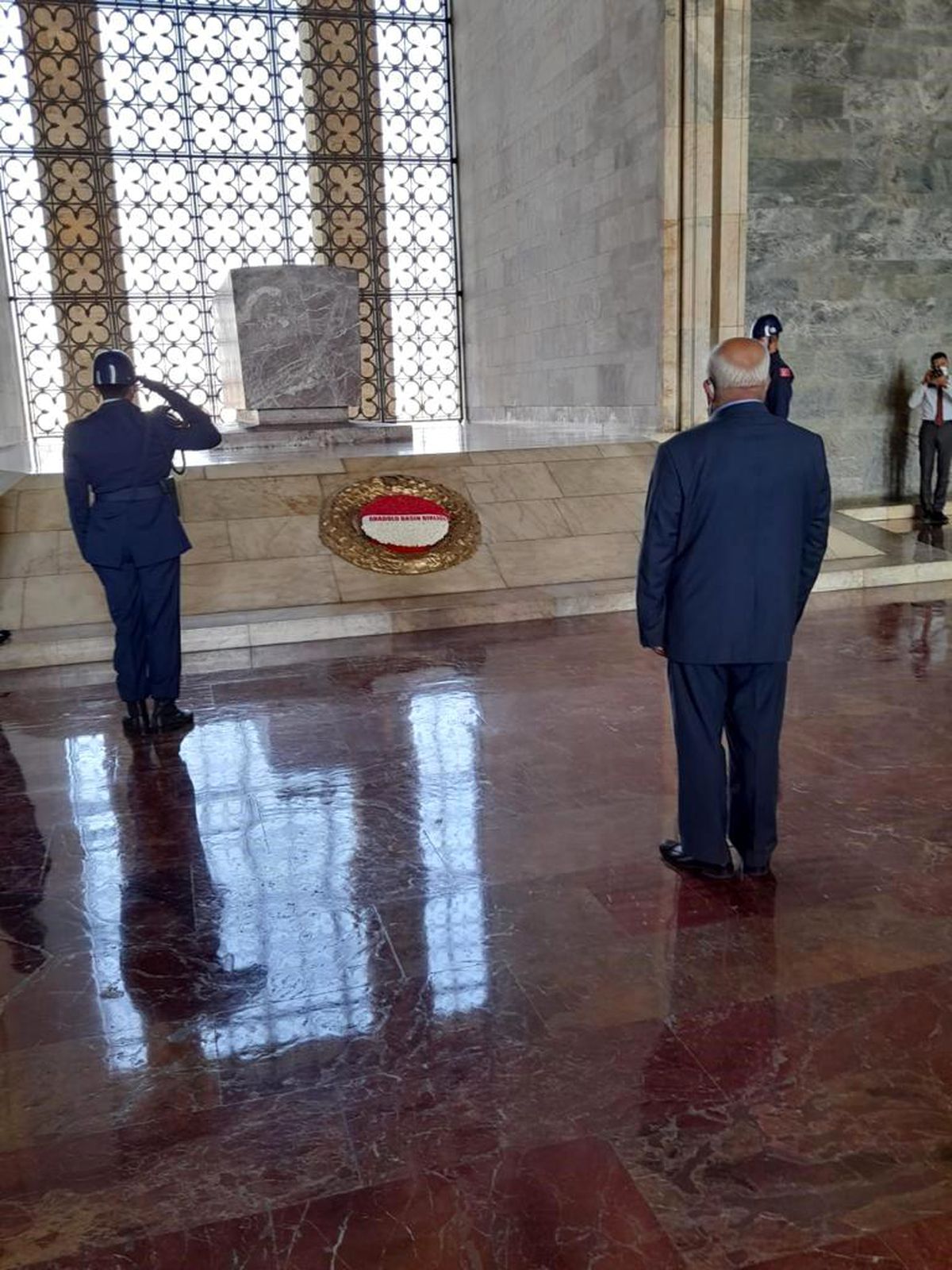 Anadolu Basın Birliği Genel Başkanı Halil Zor, Atatürk\'ü özlemle anıyor