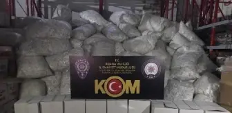 Adanada Gümrük Kaçağı 52 Milyon Makaron Ele Geçirildi