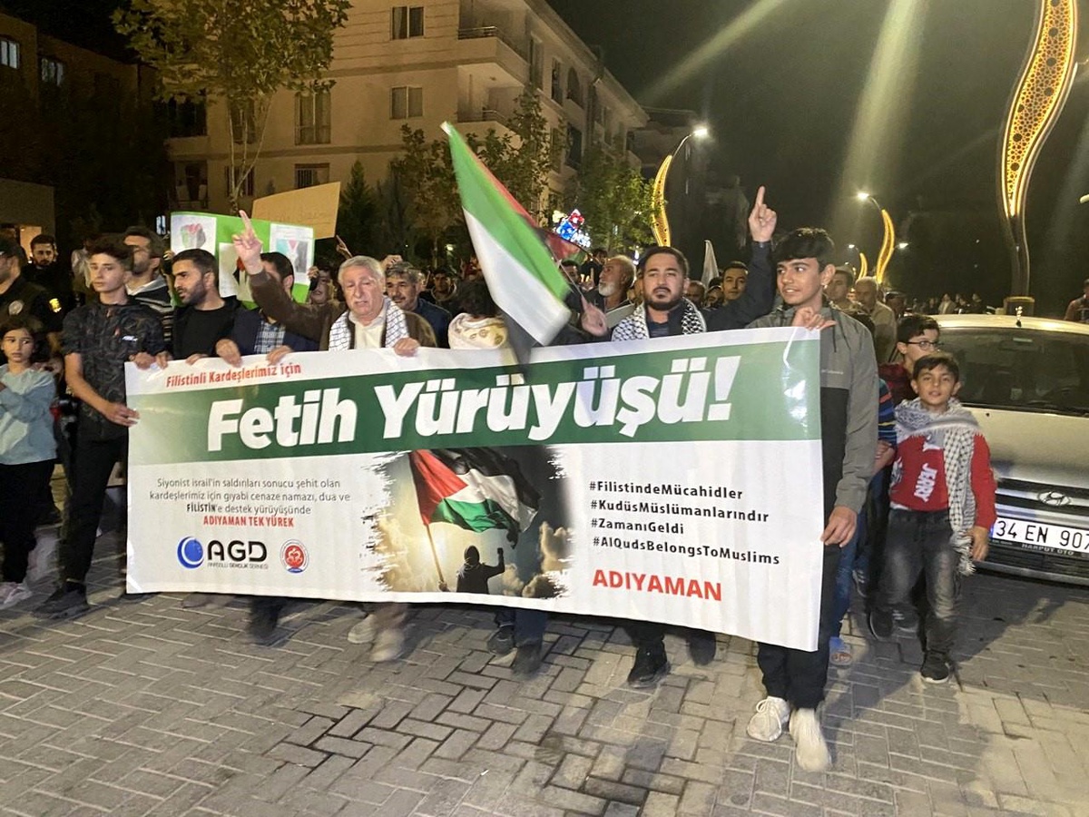 Adıyaman\'da Filistin\'e Destek Yürüyüşü Düzenlendi