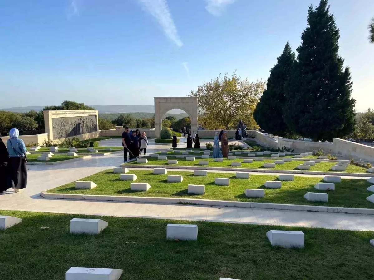 Sultangazi Belediyesi, ilçe sakinlerine kültür gezileri düzenliyor