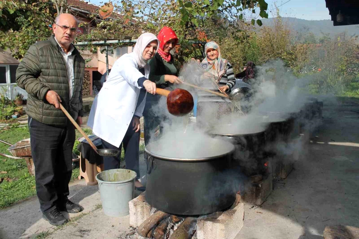 Düzce Şeker Kamışı Pekmezi Coğrafi İşaret Denetiminden Geçti