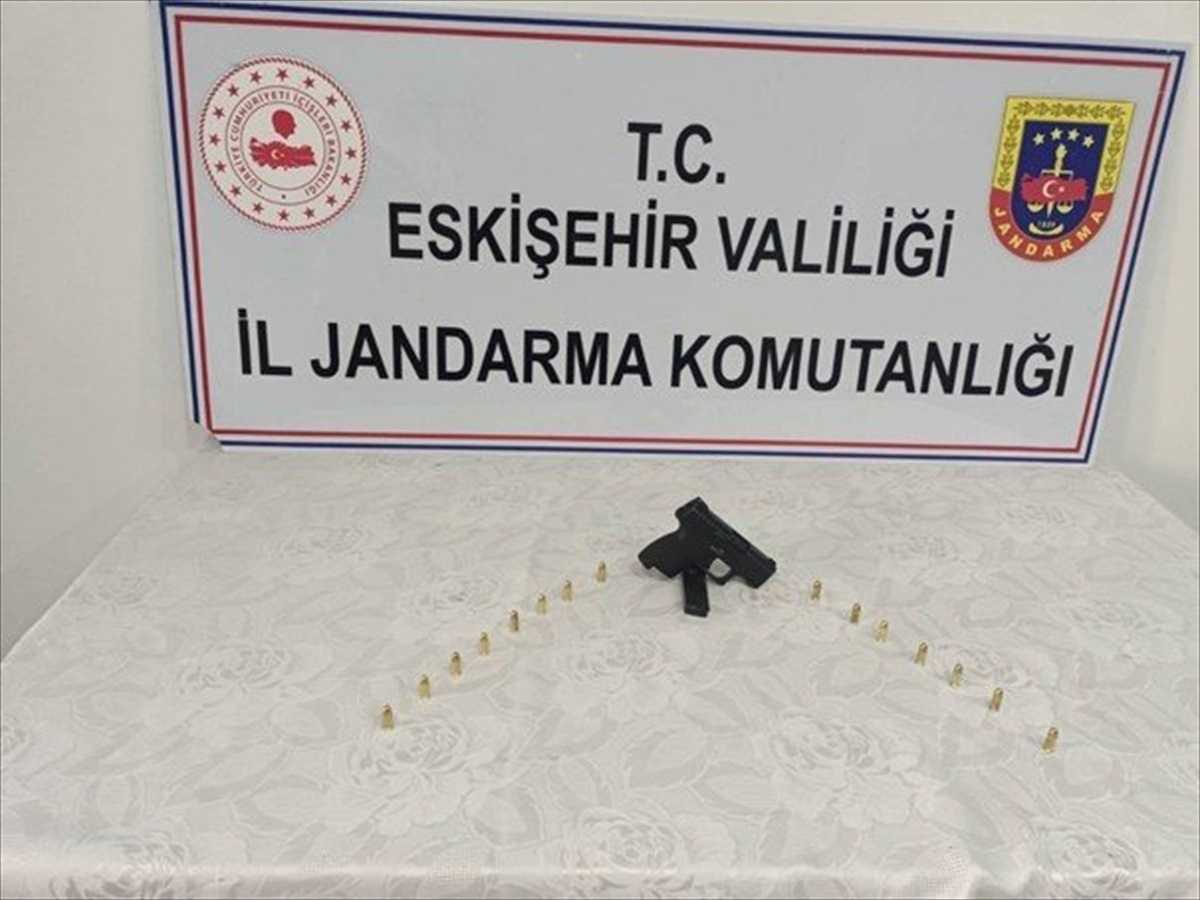 Eskişehir\'de Huzurlu Sokaklar ve Narkotik Suçları Uygulaması