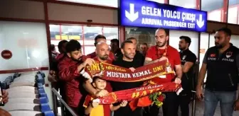 Galatasaray, Hatayspor maçı için Adana'ya geldi