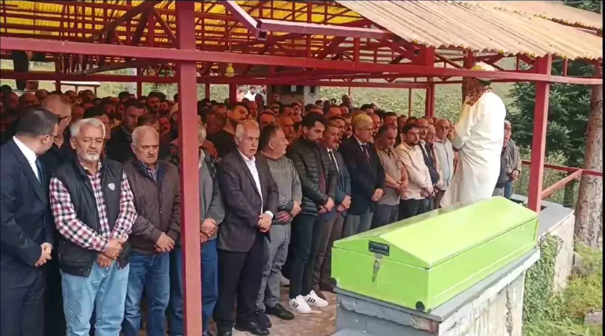 Trabzon Üniversitesi Öğrencisi Denizde Ölü Bulundu