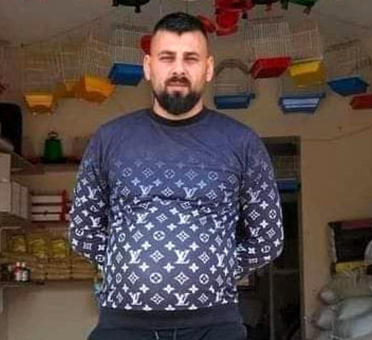 İzmir\'de Petshop İşletmecisini Bıçaklayarak Öldüren Zanlı Yakalandı