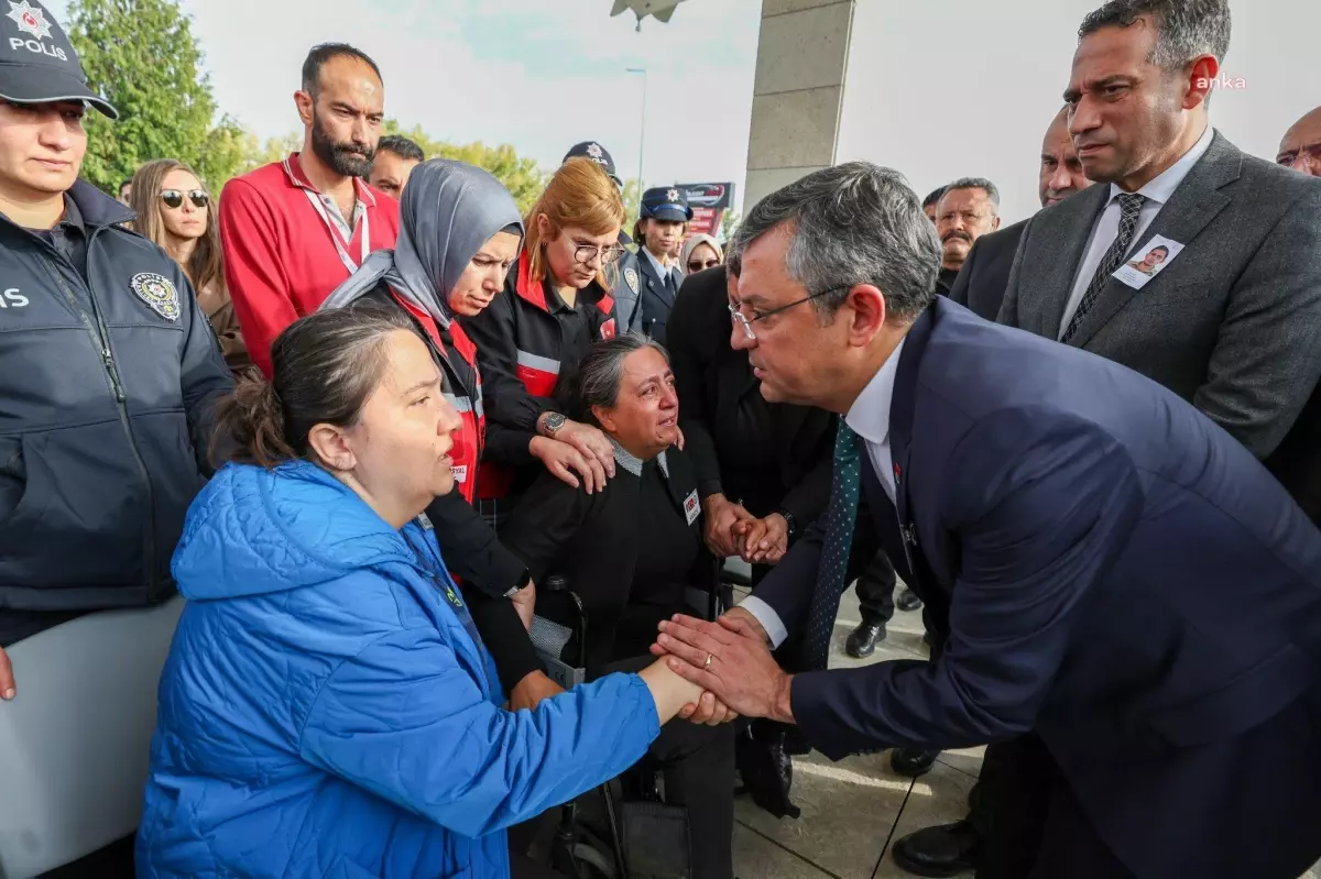 Özgür Özel: "Ankara\'da Geçirdiği Trafik Kazasında Şehit Olan Bekçimiz Halil Kara İçin Düzenlenen Cenaze Törenine Katılarak, Baş Sağlığı Dileklerimizi...