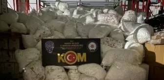Adana'da 112,5 Milyon Makaron ve 5 Milyon 130 Bin Kaçak Sigara Ele Geçirildi