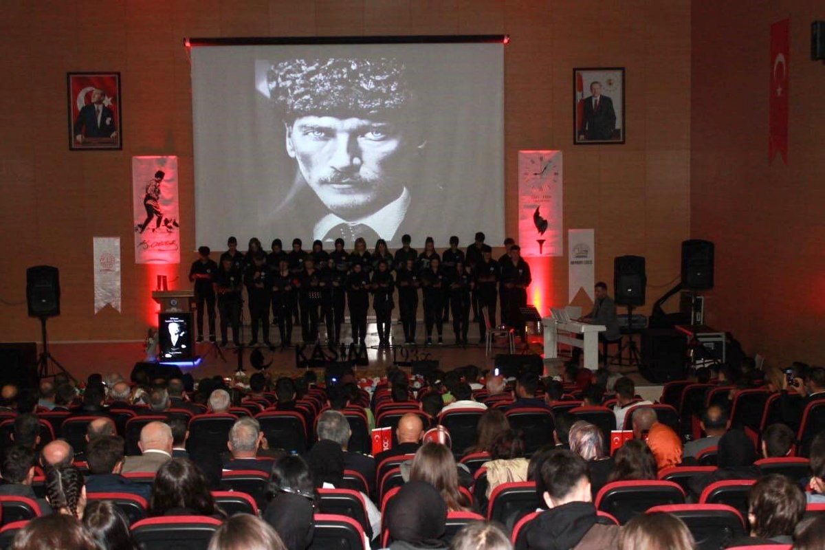 Atatürk vefatının 85. yıl dönümünde Bayburt\'ta anıldı