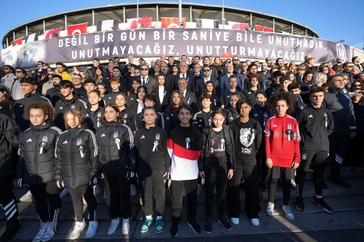 Beşiktaş Kulübü, Atatürk\'ü anma töreni düzenledi