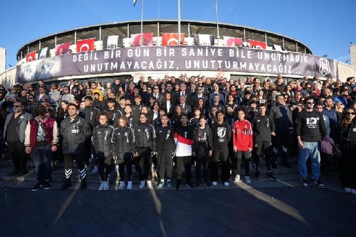 Beşiktaş Kulübü\'nde Atatürk\'ü anma töreni