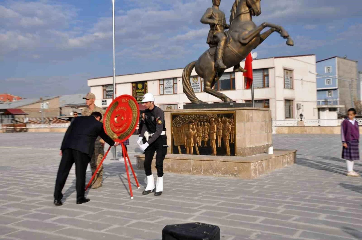 Muş\'ta Atatürk\'ü Anma Günü Töreni