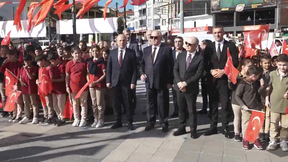 Büyükçekmece Belediyesi, Kırklareli\'nde 3 Atatürk Anıtı açtı
