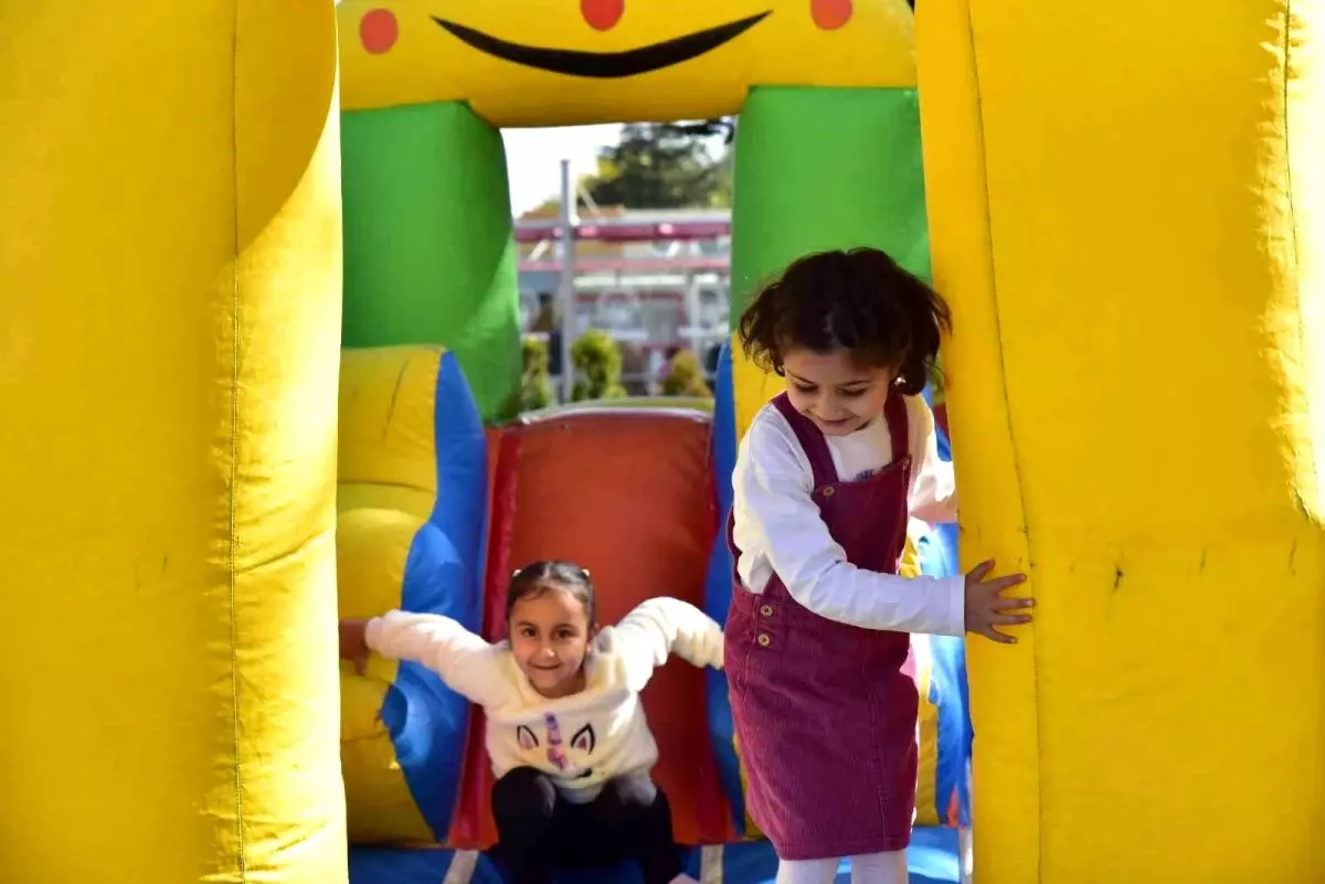 Kayseri Büyükşehir Belediyesi Lösemili Çocuklar Haftası\'nda Etkinlikler Düzenledi