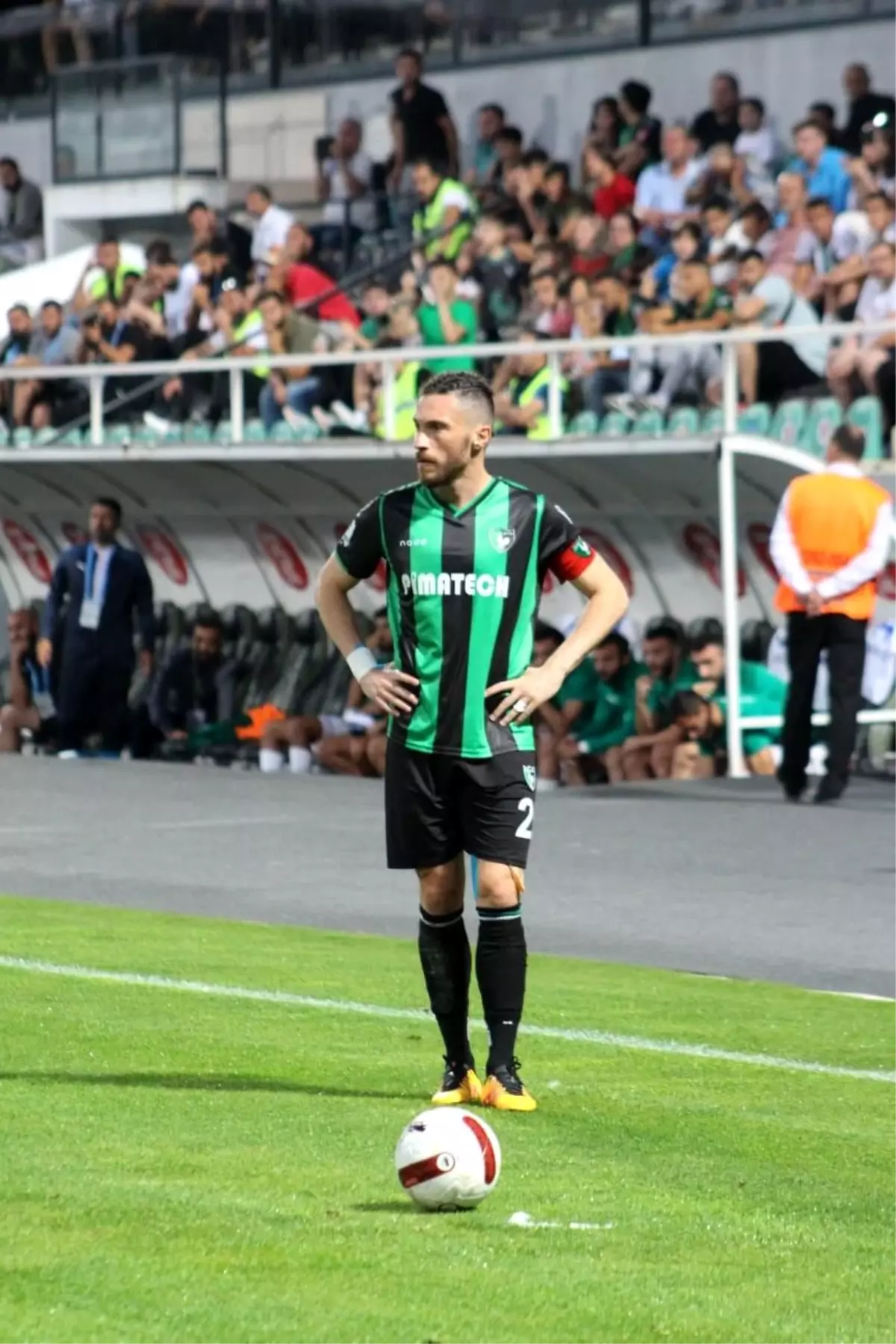 Denizlispor\'da Gökhan Süzen Kadro Dışı Bırakıldı