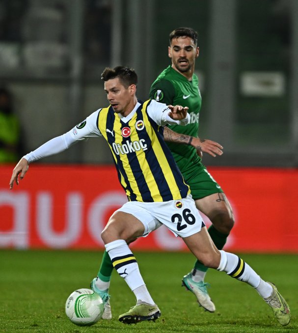 Fenerbahçe, Konferans Ligi'nde Ludogorets'e deplasmanda 2-0 yenildi