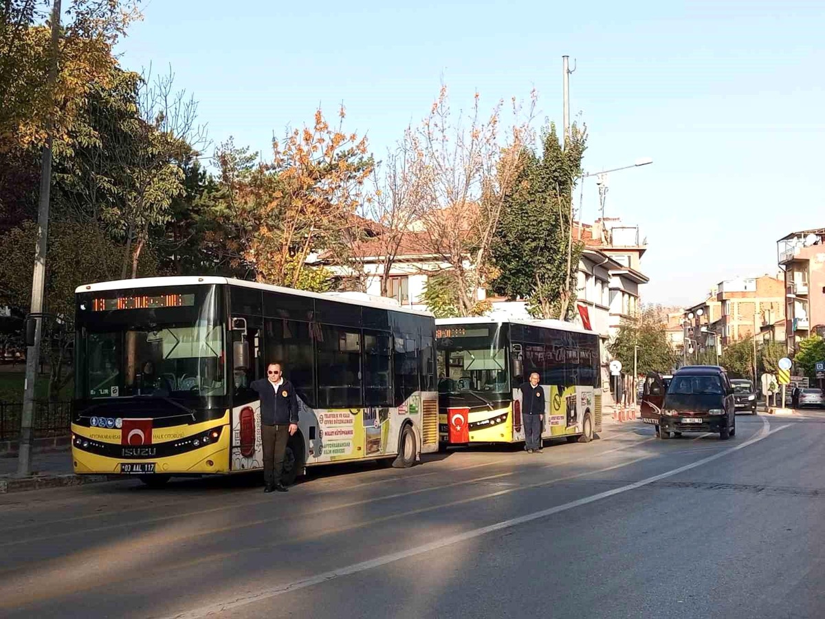 Afyonkarahisar\'da Atatürk\'ün Vefatının 85. Yılında Saygı Duruşu