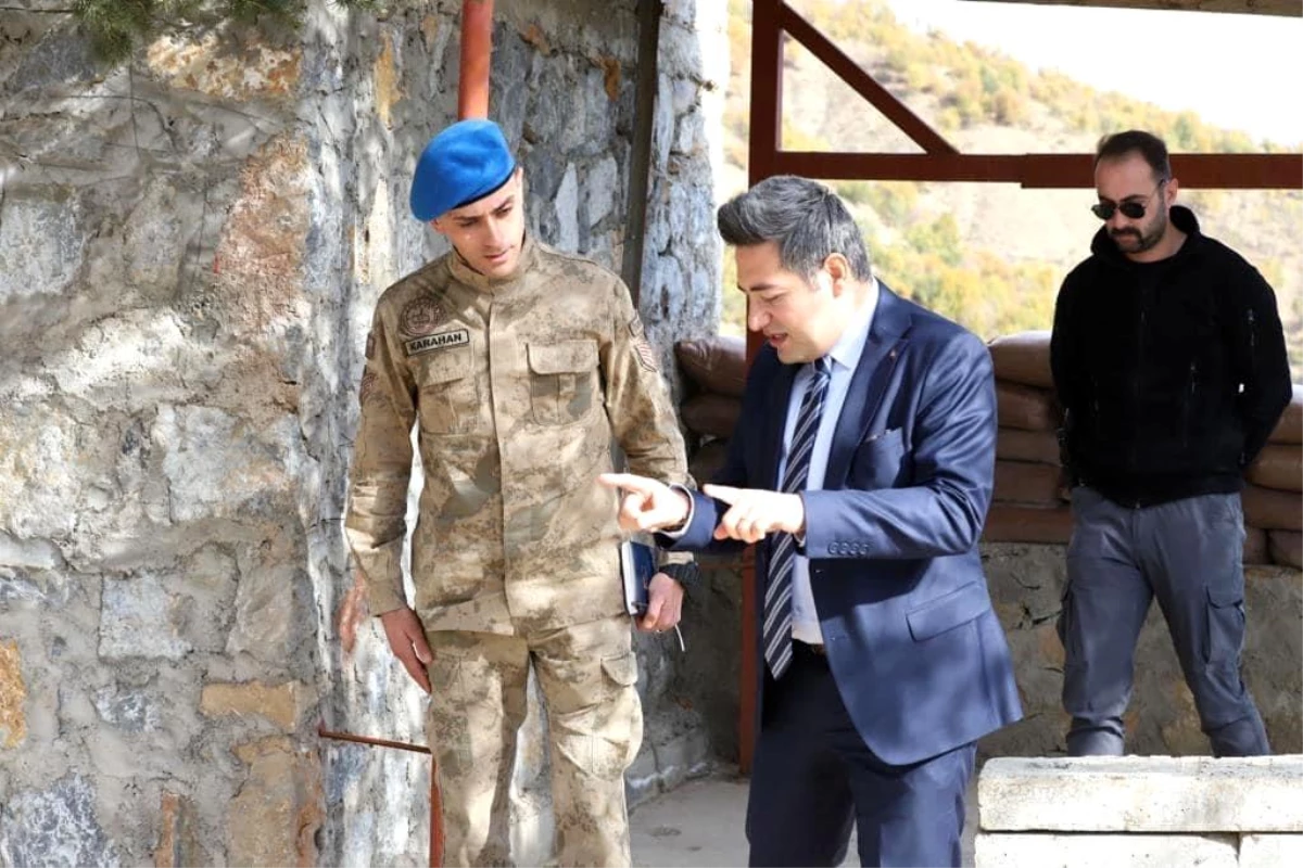 Bitlis Hizan Kaymakamı, Sağınlı Jandarma Karakolunu ziyaret etti