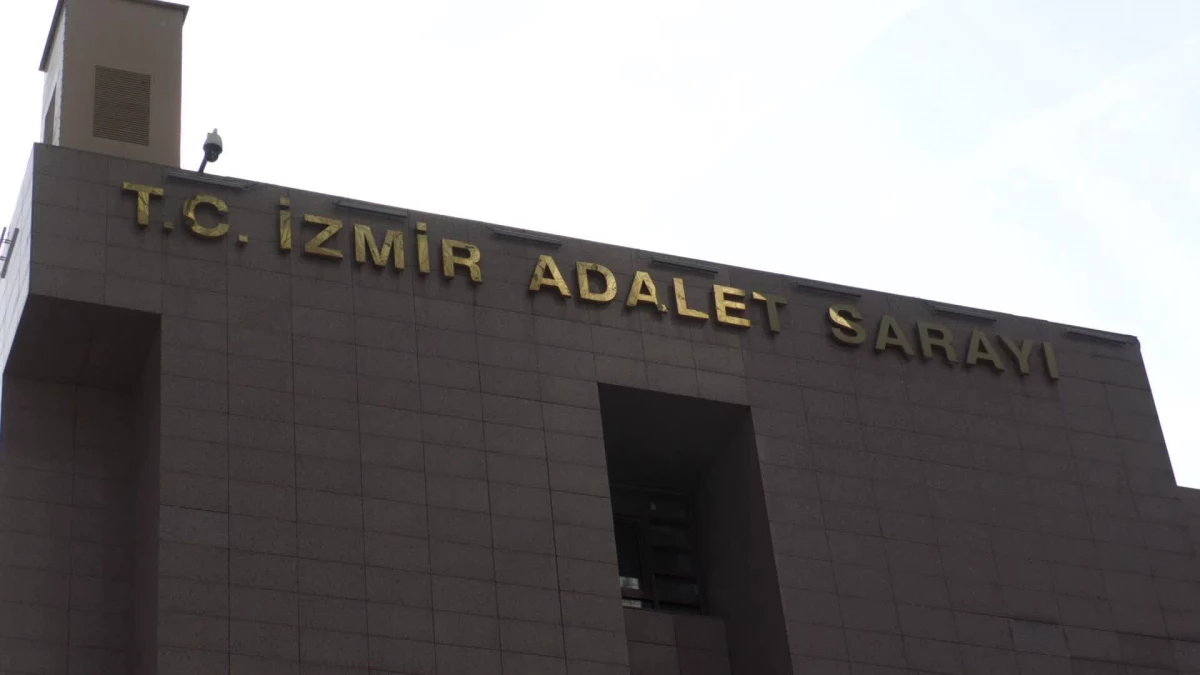 Menderes Belediye Başkanı Mustafa Kayalar\'ın yargılandığı dava ertelendi