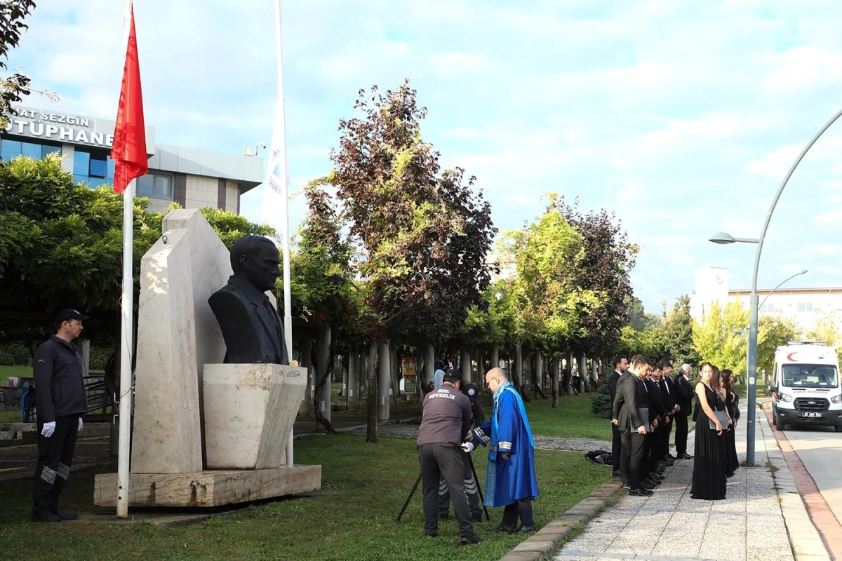 PAÜ, Atatürk\'ü vefatının 85. yıl dönümünde anma töreni düzenledi