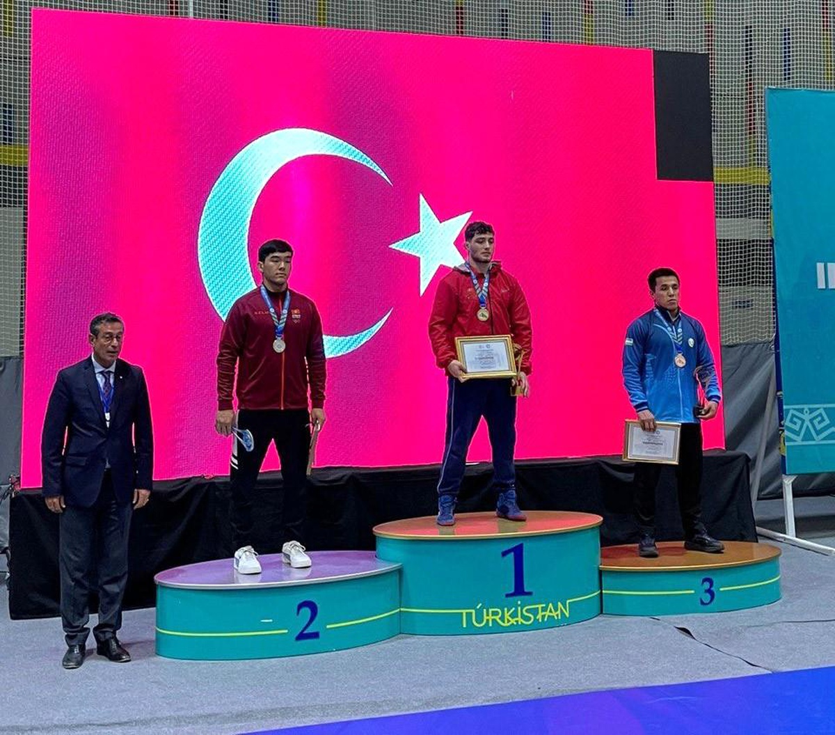Abdulsamet Başar, Türk Devletleri Spor Oyunları\'nda şampiyon oldu