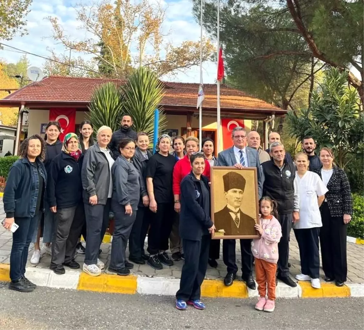 Salihli Belediyesi\'nde Atatürk\'ü Anma Töreni