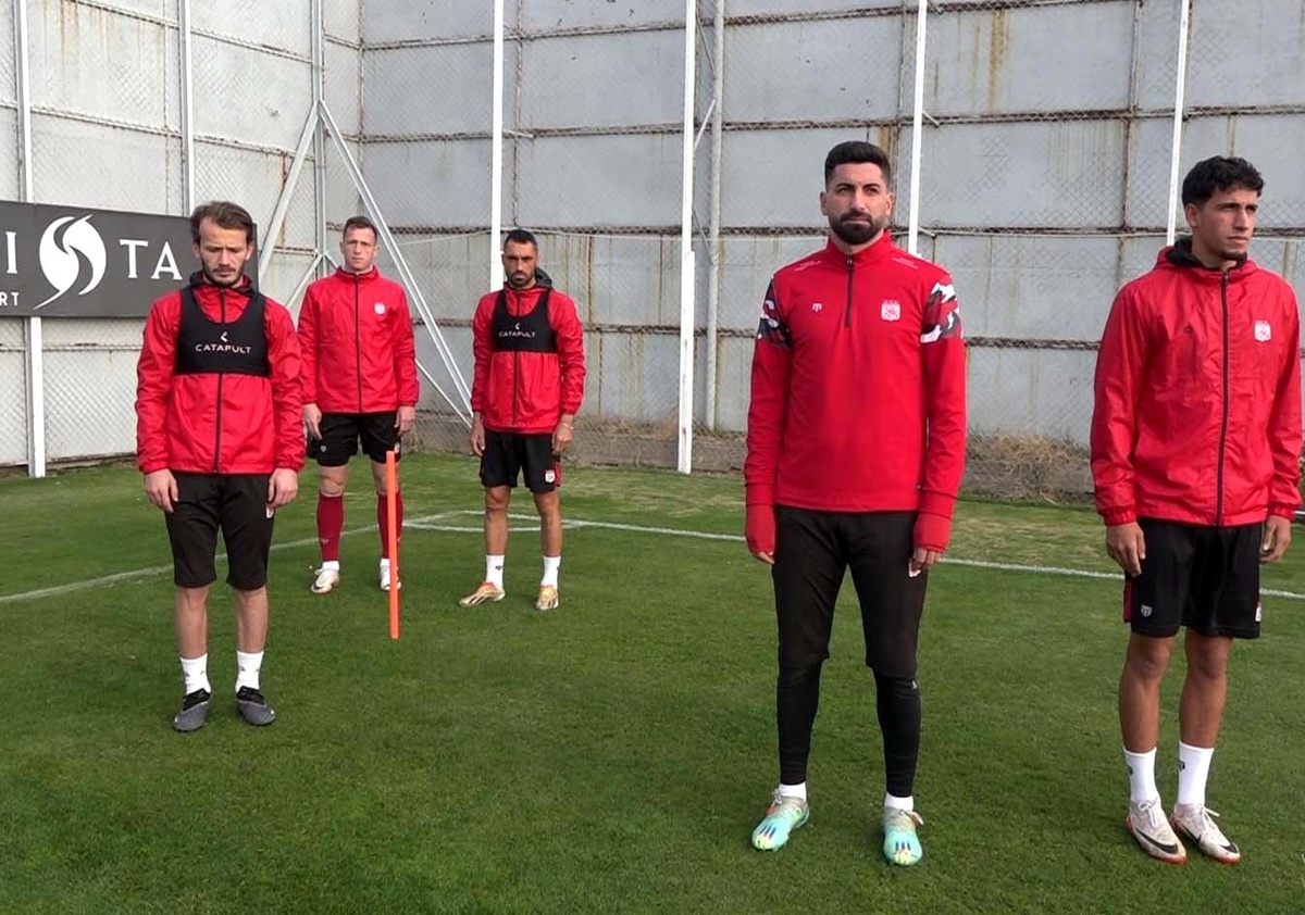 Sivasspor, Atatürk\'ü Anma Töreni Düzenledi