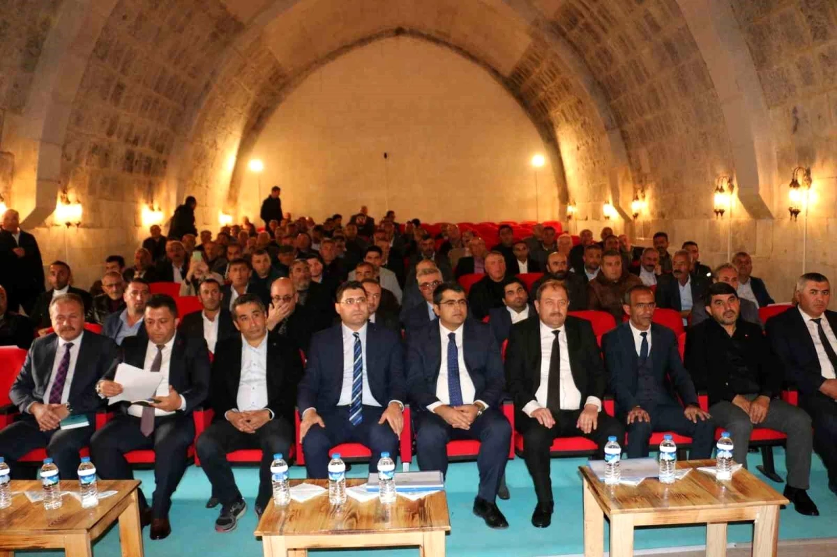 Erzincan\'ın Tercan ilçesinde tarım ve hayvancılık sektörü hakkında istişare toplantısı düzenlendi