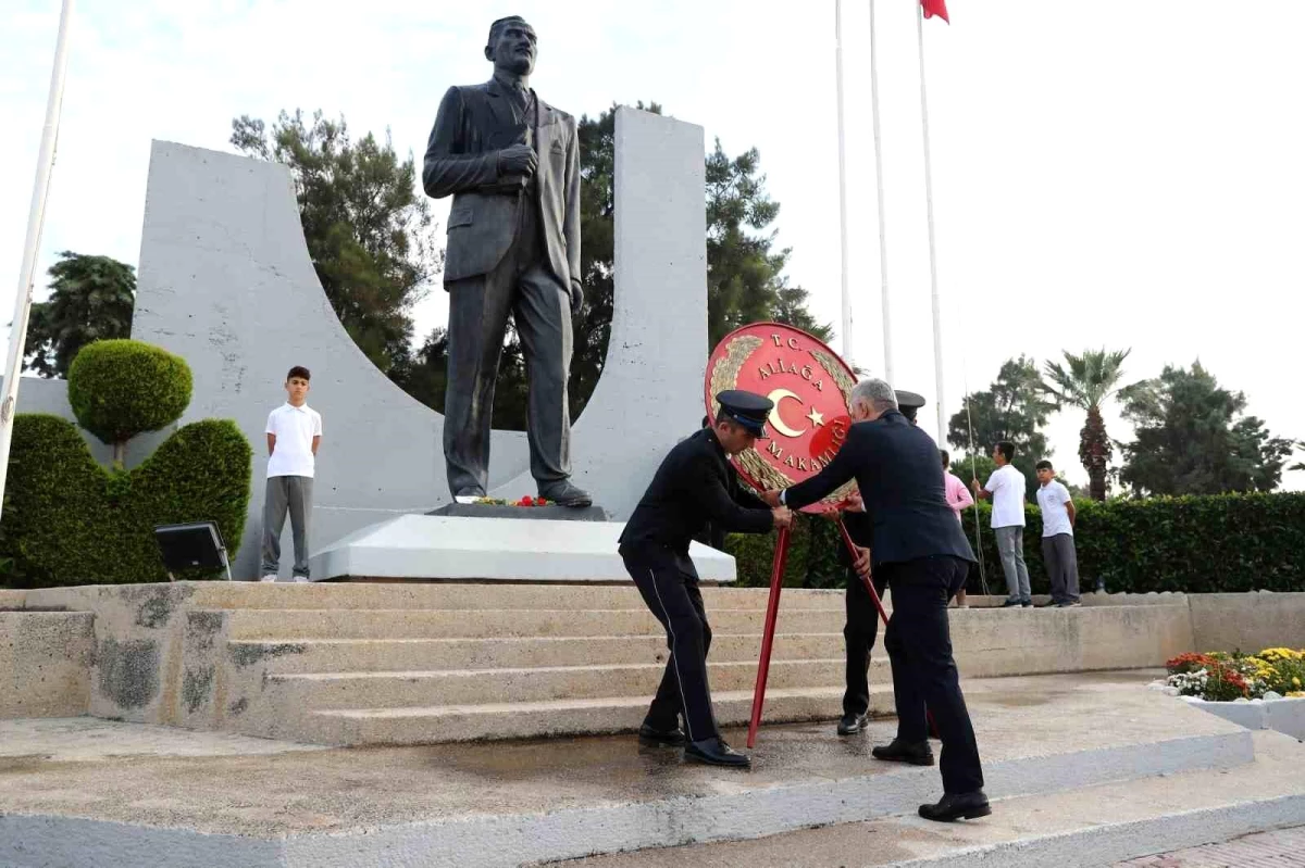 Ulu Önder Atatürk Aliağa\'da düzenlenen programla anıldı