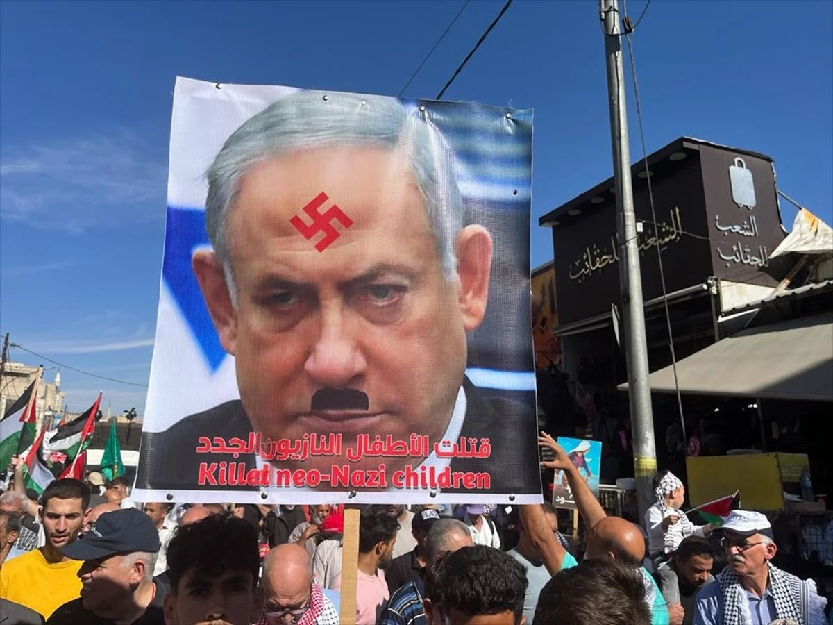 Ürdünlüler, İsrail\'in Gazze\'ye yönelik saldırılarına destek gösterileri düzenledi