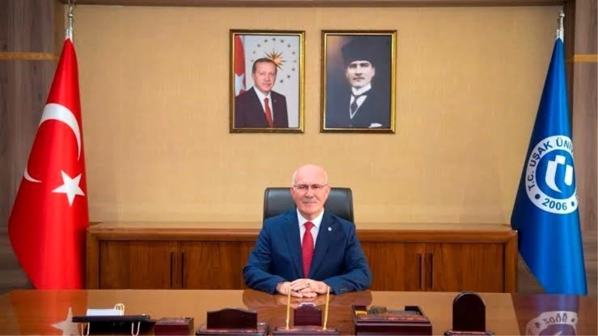 Uşak Üniversitesi Rektörü Prof. Dr. Ekrem Savaş\'tan Atatürk\'ün 85. Ölüm Yıl Dönümü Mesajı