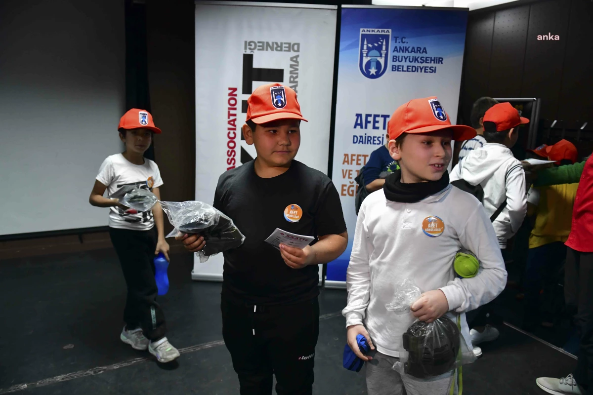Ankara Büyükşehir Belediyesi, Okullarda Afet Farkındalık ve İlk Yardım Eğitimi Veriyor