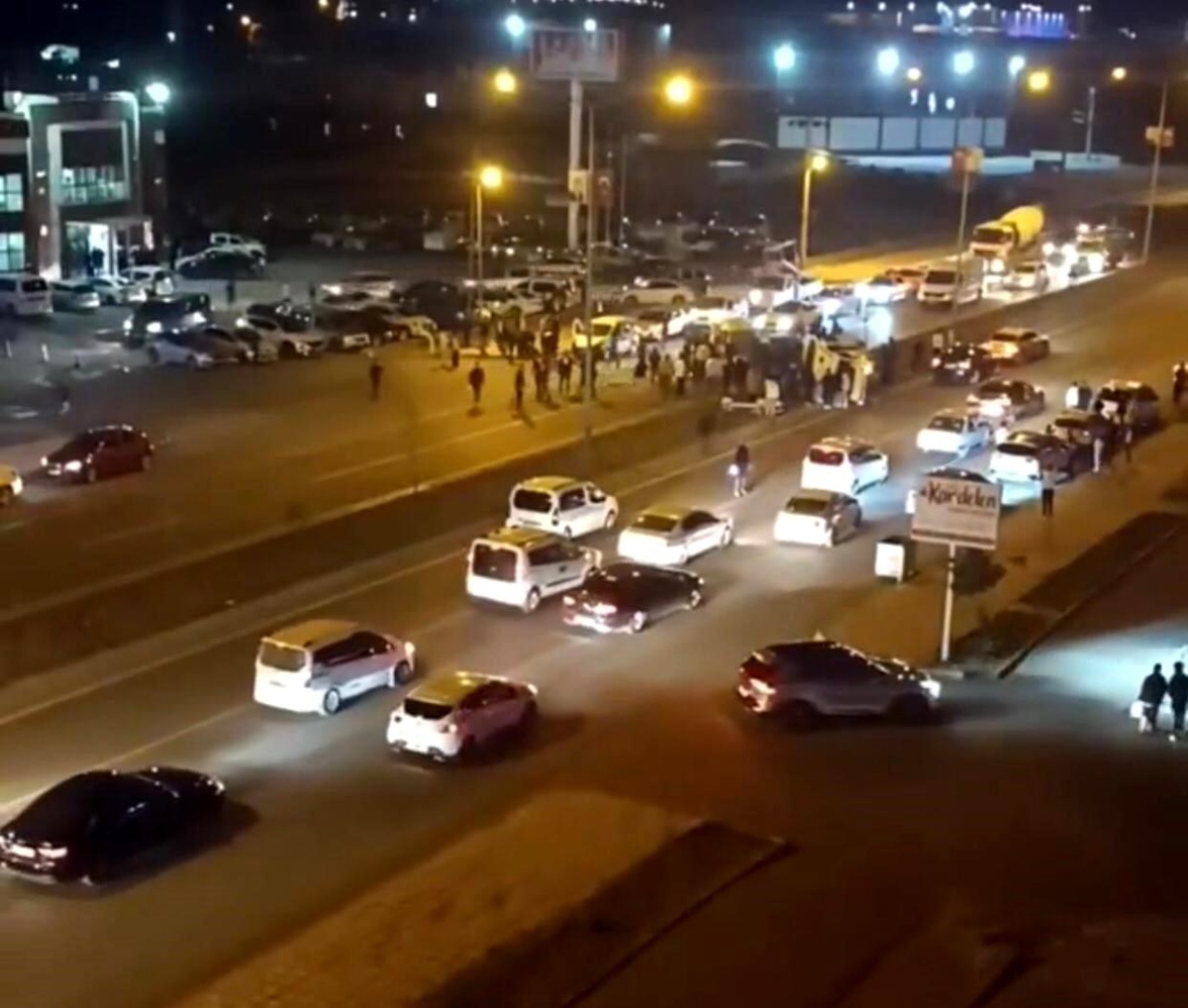 Batman\'da zincirleme trafik kazasında 5 kişi yaralandı