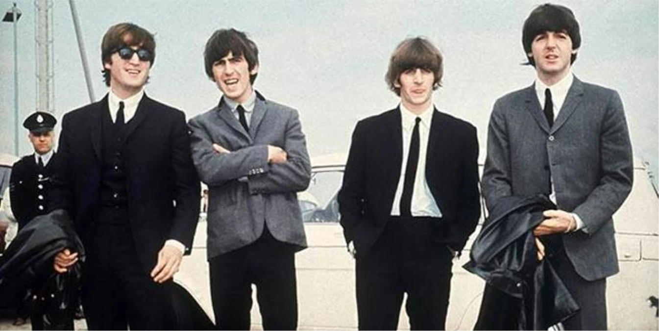 The Beatles\'ın Son Şarkısı \'Now and Then\' Bir Numaraya Yükseldi
