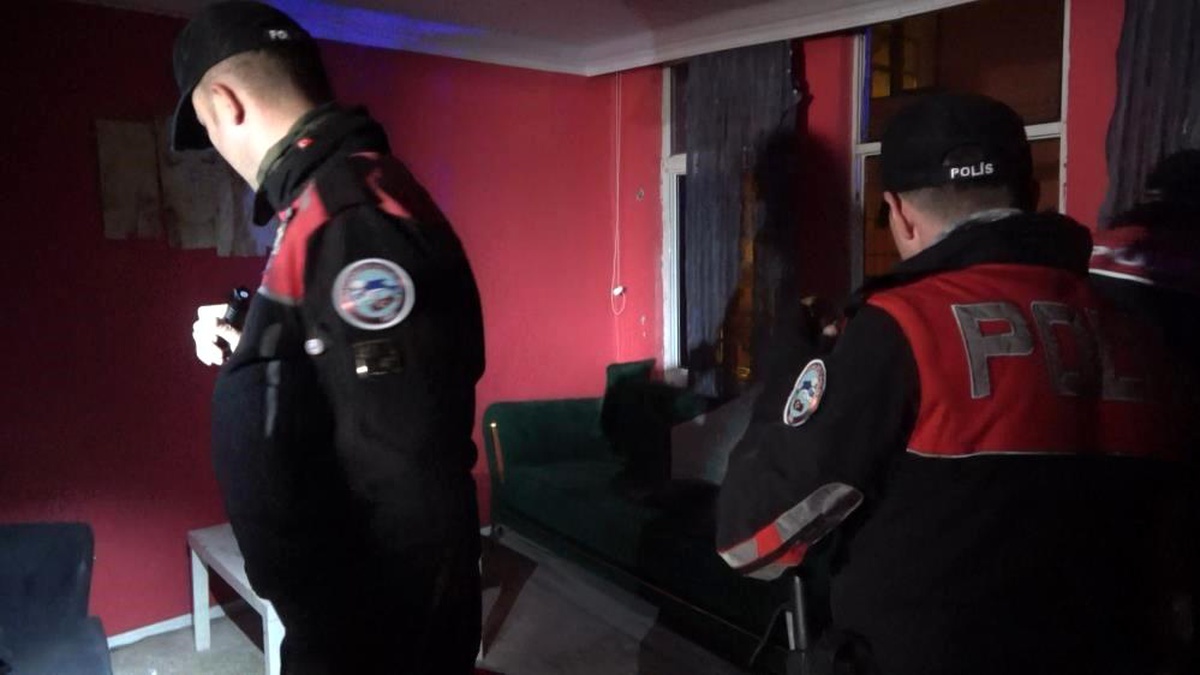 Bursa\'da yapılan uygulamada 28 kişi yakalandı, 91 sürücüye ceza kesildi