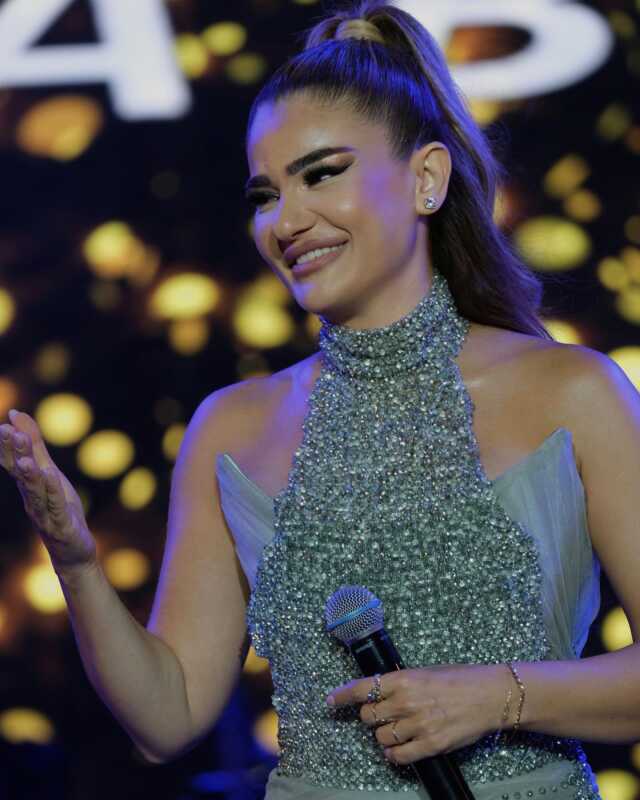 Derya Bedavacı'nın sahne aldığı eğlence mekanına silahlı saldırı Derya Bedavacı'nın sahne aldığı eğlence mekanına silahlı saldırı